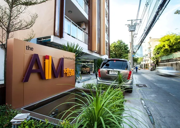 The Aim Sathorn 3*